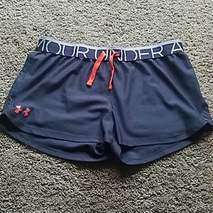 Youth XL UnderArmour short
